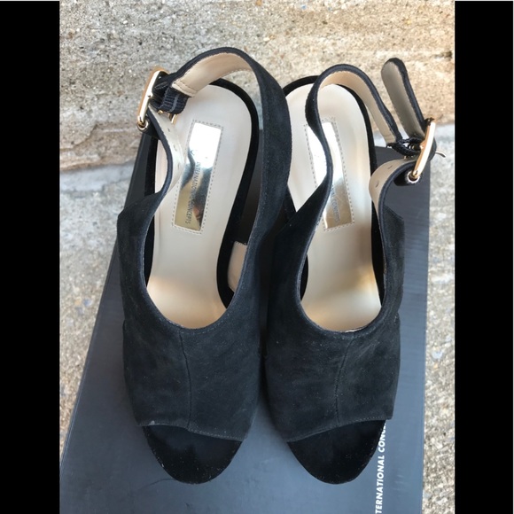 Inc International Black Platform Sandals - Picture 13 of 13